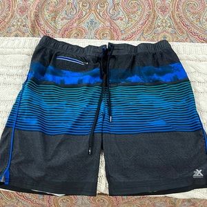 Men’s swim trunks EUC
